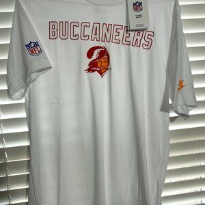 Nike Tampa Bay Buccaneers White Throwback Vintage Logo T-Shirt Size Large New